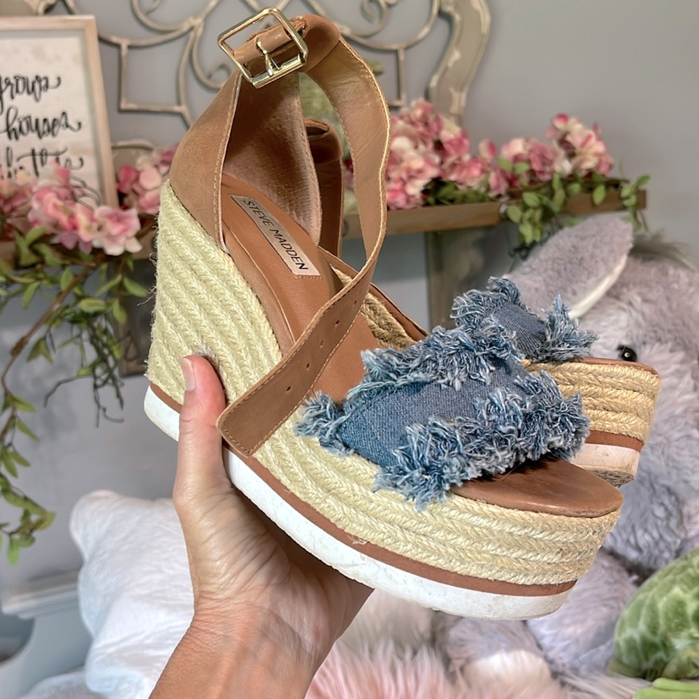 Steve Madden Tan and Blue Espadrille Wedges
